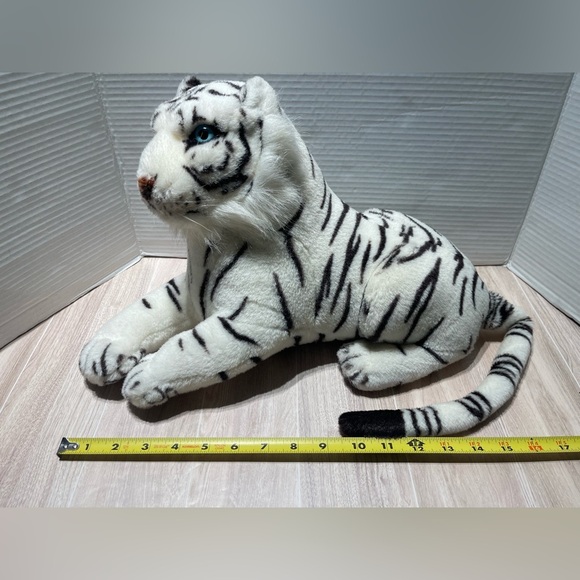 Vintage JIC White Tiger Plush Stuffed Animal – Realistic Big Cat Toy 17” - Picture 7 of 11